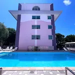 Apartament Intimate In A Modern Residence-beahost Bibione