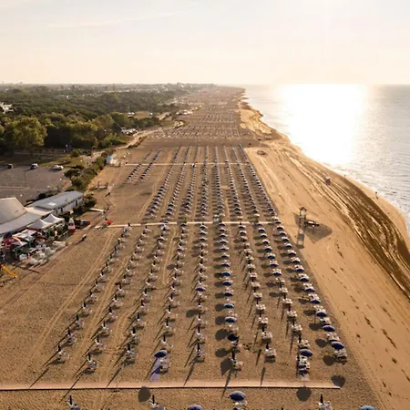 Intimate In A Modern Residence-beahost Bibione