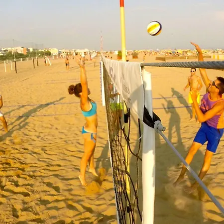 Intimate In A Modern Residence-beahost