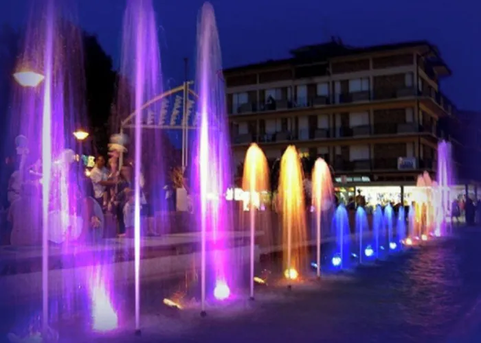 Intimate In A Modern Residence-beahost *